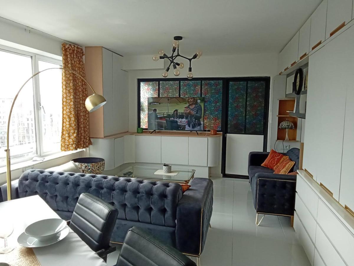 Liege Centre Mediacite Appartement Possible Parking Terrasse Immense 8Eme Pour 2 Personnes Екстериор снимка