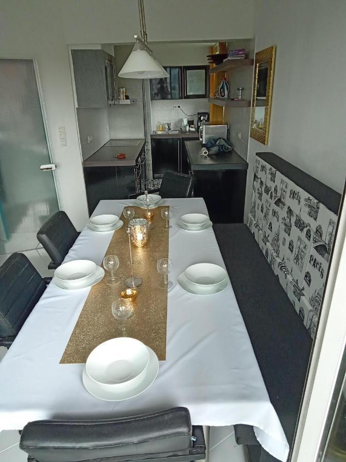 Liege Centre Mediacite Appartement Possible Parking Terrasse Immense 8Eme Pour 2 Personnes Екстериор снимка