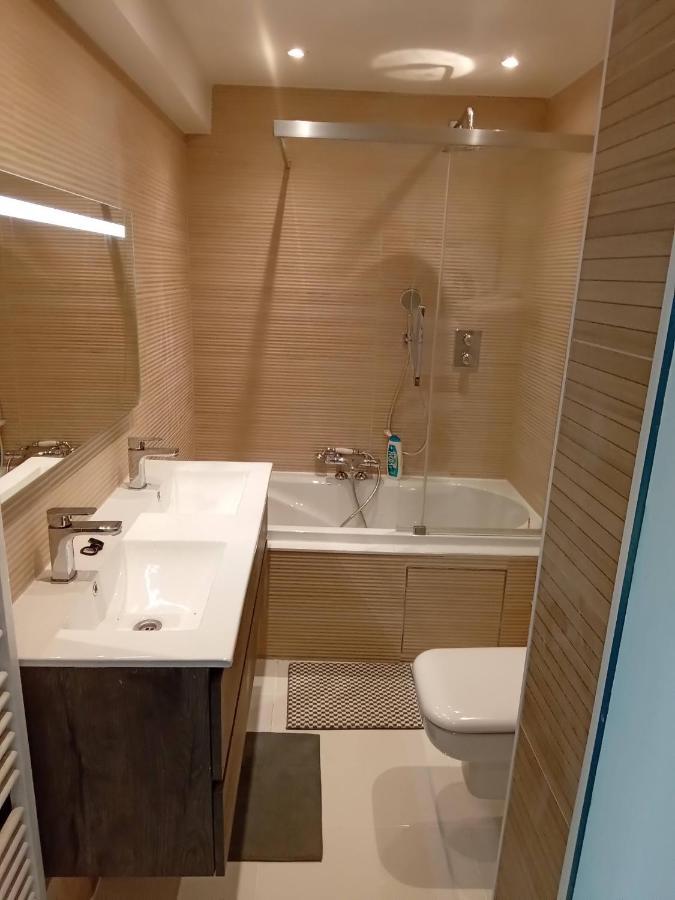 Liege Centre Mediacite Appartement Possible Parking Terrasse Immense 8Eme Pour 2 Personnes Екстериор снимка